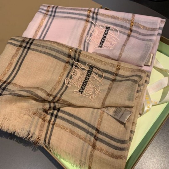 Replica Scialle in cashmere e seta Burberry 130 x 240 Replica Scialle in cashmere e seta Burberry 130 x 240