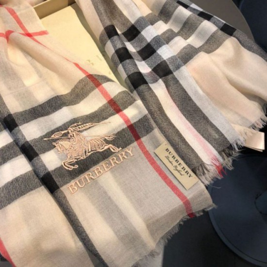 Replica Scialle Burberry Classic Horse Cashmere Beige