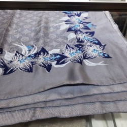 Replica Scialle in seta monogramma classico Azzurro 140
