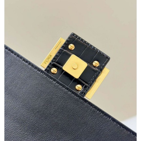 Replica Borsa Baguette Media Fendi 8BR600 Coccodrillo Nero