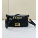 Replica Borsa Fendi Baguette Media Nappa Nera con cinturino lettering FENDI in metallo 8BR822 Replica Borsa Fendi Baguette Media Nappa Nera con cinturino lettering FENDI in metallo 8BR822
