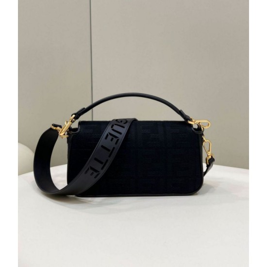 Replica Borsa in tela Fendi Baguette media FF 8BR600 Nera