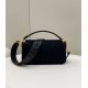 Replica Borsa in tela Fendi Baguette media FF 8BR600 Nera