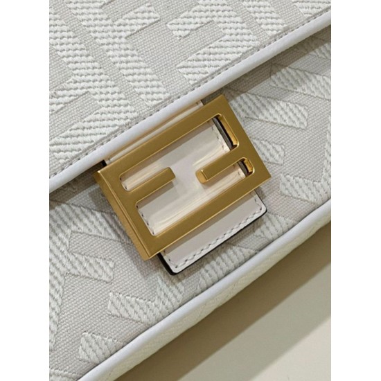 Replica Borsa in tela Fendi Baguette media FF 8BR600 Bianca