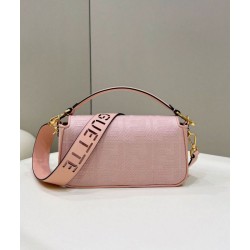 Replica Borsa in tela Fendi Baguette media FF 8BR600 Rosa Replica Borsa in tela Fendi Baguette media FF 8BR600 Rosa