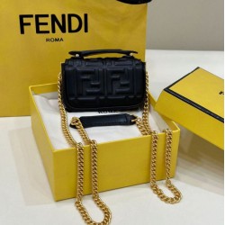 Replica Borsa mini Fendi Nano Baguette FF in tela Nera