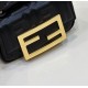 Replica Borsa mini Fendi Nano Baguette FF in tela Nera