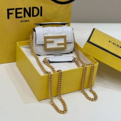 Replica Borsa mini Fendi Nano Baguette FF in tela Bianca