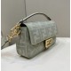 Replica Borsa Fendi Media Baguette Jacquard FF in tessuto 8BR600 Verde Chiaro