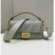 Replica Borsa Fendi Media Baguette Jacquard FF in tessuto 8BR600 Verde Chiaro