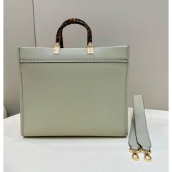 Replica Borsa tote media Fendi Sunshine verde chiaro