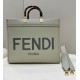 Replica Borsa tote media Fendi Sunshine verde chiaro