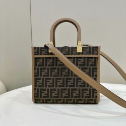 Replica Borsa Fendi Sunshine Small Shopper Tote FF in tessuto jacquard Marrone