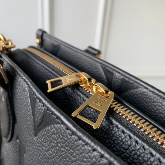 Replica Borsa tote Louis Vuitton Onthego East West M23640 Monogram Empreinte Nera Replica Borsa tote Louis Vuitton Onthego East West M23640 Monogram Empreinte Nera