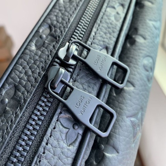 Replica Borsa da uomo Louis Vuitton Steamer Messenger M23742 Monogram Taurillon Nero