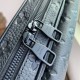 Replica Borsa da uomo Louis Vuitton Steamer Messenger M23742 Monogram Taurillon Nero