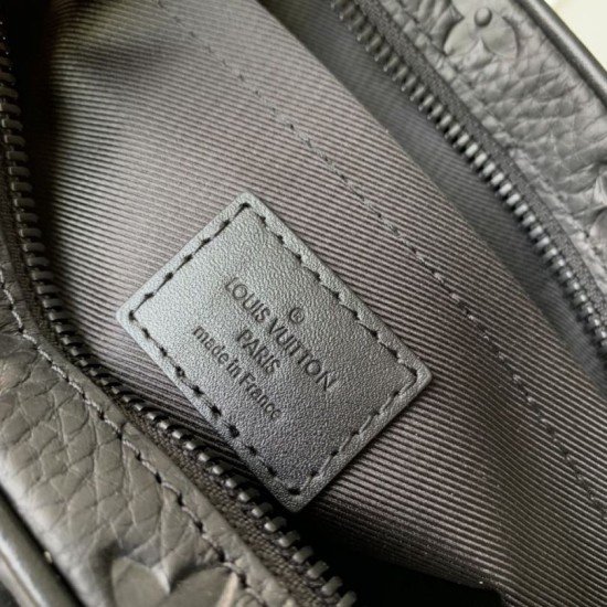 Replica Borsa da uomo Louis Vuitton Steamer Messenger M23742 Monogram Taurillon Nero