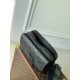 Replica Borsa da uomo Louis Vuitton Steamer Messenger M23742 Monogram Taurillon Nero
