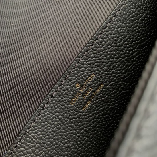 Replica Portafoglio Louis Vuitton con catena Métis M82637 Monogram Empreinte Nero