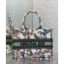 Replica Borsa tote Dior Medium Book Toile de Jouy Mexico Ricamo Bianco