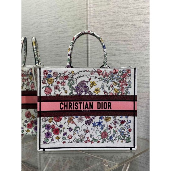 Replica Borsa Dior Large Book Tote Bag Multicolor Florilegio Ricamo Bianco
