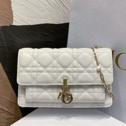 Replica Pochette Dior Lady Dior con catena Cannage bianca