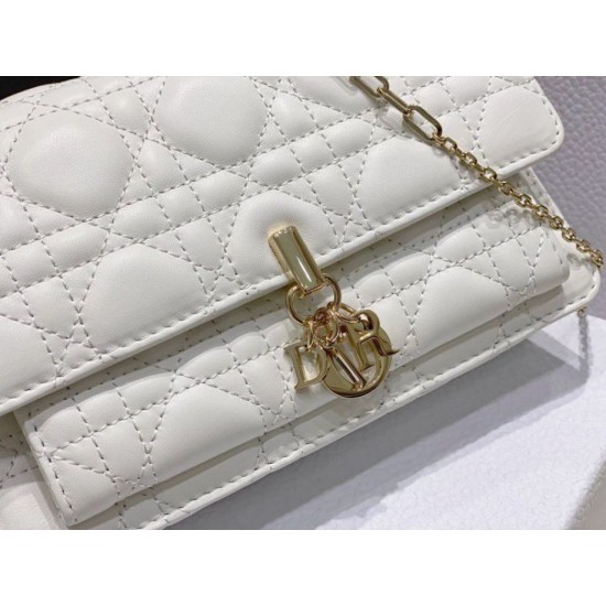 Replica Pochette Dior Lady Dior con catena Cannage bianca