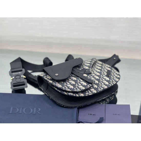 Replica Custodia da uomo Dior Saddle Dior Oblique Jacquard nera Replica Custodia da uomo Dior Saddle Dior Oblique Jacquard nera