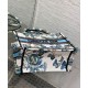 Replica Borsa tote Christian Dior piccola Dior Book ricamata con un blu notte bianco e pastello