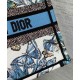 Replica Borsa tote Christian Dior piccola Dior Book ricamata con un blu notte bianco e pastello