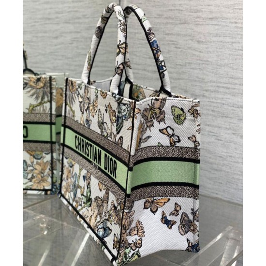 Replica Christian Dior Borsa tote media Dior Book Crema Ricamata con motivo Toile de Jouy Mexico bianco multicolor Replica Christian Dior Borsa tote media Dior Book Crema Ricamata con motivo Toile de Jouy Mexico bianco multicolor