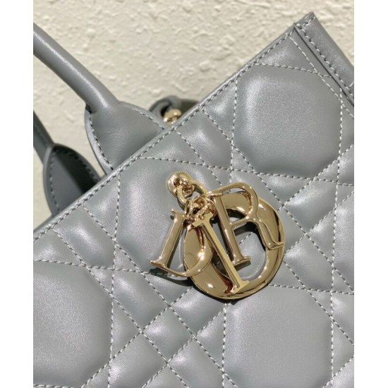 Replica Christian Dior Borsa tote media Dior Book Grigia Motivo Macrocannage