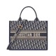 Replica Christian Dior Borsa tote media Dior Book Blu scuro Ricami Dior Oblique e pelle di vitello