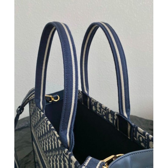 Replica Christian Dior Borsa tote media Dior Book Blu scuro Ricami Dior Oblique e pelle di vitello