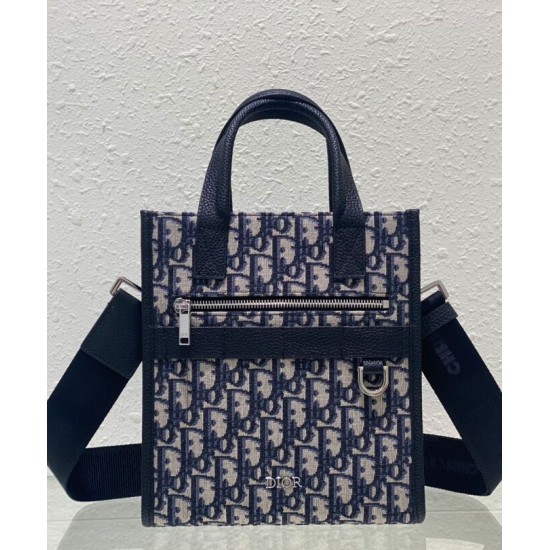 Replica Borsa da uomo Christian Dior Safari North-South Tote Blu scuro Dior Oblique jacquard