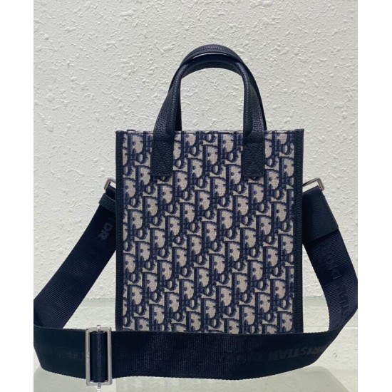 Replica Borsa da uomo Christian Dior Safari North-South Tote Blu scuro Dior Oblique jacquard