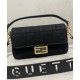 Replica Borsa baguette media Fendi con motivo FF in rilievo 8BR600 nera