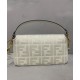 Replica Borsa Baguette media Fendi con motivo FF in rilievo 8BR600 Crema