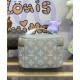 Replica Louis Vuitton Nice Mini beauty case Borsa M23550 Grigio