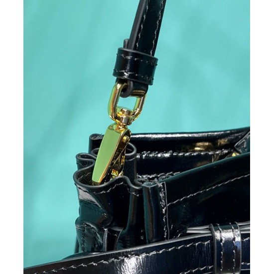 Replica Prada Borsa a mano grande pragmatica e raffinata 1BA433 Nera