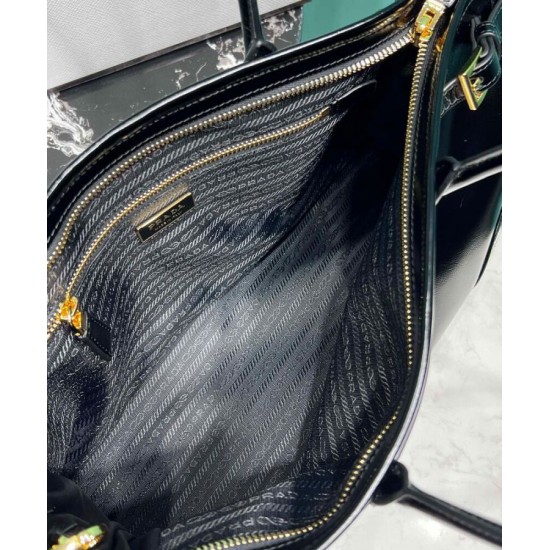 Replica Prada Borsa a mano grande pragmatica e raffinata 1BA433 Nera