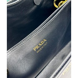 Replica Borsa tote piccola Prada con cintura 1BA418 nera Replica Borsa tote piccola Prada con cintura 1BA418 nera