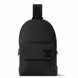 Replica Borsa a tracolla Louis Vuitton Pilot LV Aerogram nera M23736