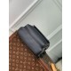 Replica Borsa a tracolla Louis Vuitton Pilot LV Aerogram nera M23736