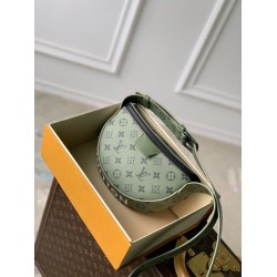 Replica Borsa a tracolla da uomo Louis Vuitton LV Moon M23838 Monogram verde