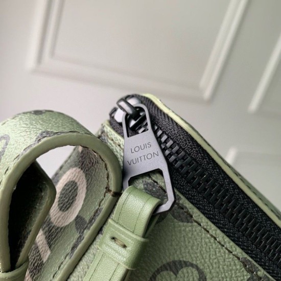 Replica Borsa a tracolla da uomo Louis Vuitton LV Moon M23838 Monogram verde