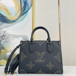Replica Borsa tote Louis Vuitton OnTheGo PM FLIGHT MODE M46733 con borchie