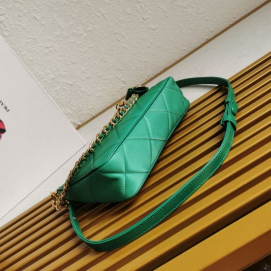 Replica Prada Riedizione 1995 Mini Borsa Chaine Re-Nylon Verde