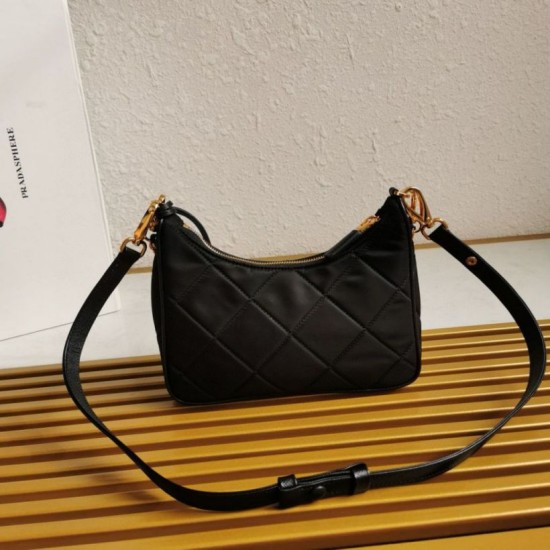 Replica Prada Riedizione 1995 Mini Borsa Chaine Re-Nylon Nero