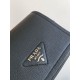 Replica Borsa a tracolla Prada con patta nera granulata